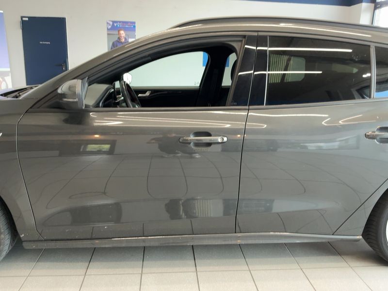 Ford Focus 1.0 EcoBoost Mild-Hybrid ST-Line X 2021 – снимка 4