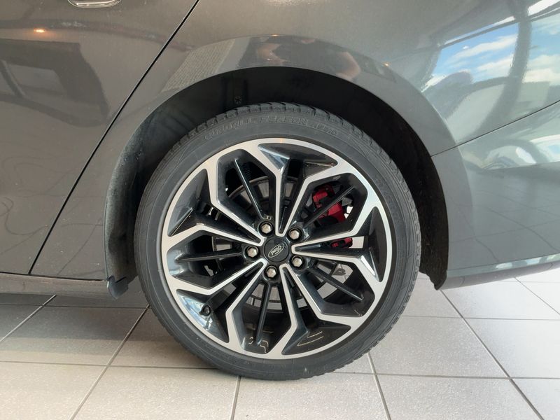 Ford Focus 1.0 EcoBoost Mild-Hybrid ST-Line X 2021 – снимка 5