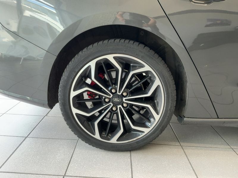 Ford Focus 1.0 EcoBoost Mild-Hybrid ST-Line X 2021 – снимка 9