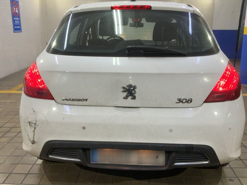 Peugeot 308 1.6 HDi Sport 2010 – снимка 7