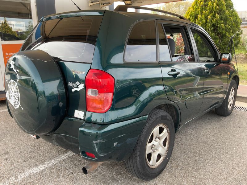 Toyota RAV 4 1.8 Luna 2004 – снимка 8
