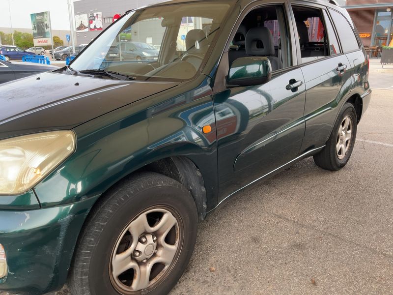 Toyota RAV 4 1.8 Luna 2004 – снимка 2