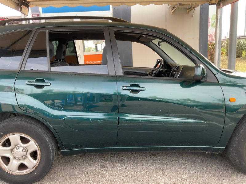 Toyota RAV 4 1.8 Luna 2004 – снимка 10