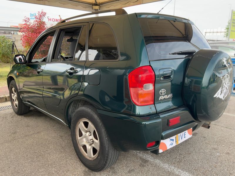 Toyota RAV 4 1.8 Luna 2004 – снимка 6