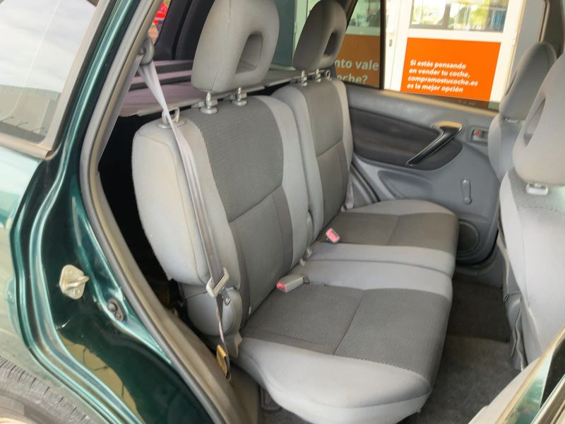 Toyota RAV 4 1.8 Luna 2004 – снимка 19