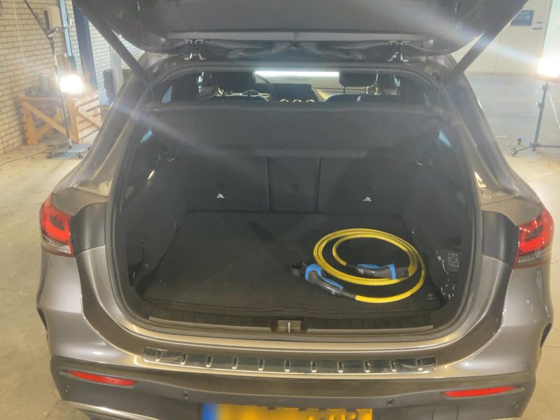 Mercedes-Benz EQA 250 AMG Line 2021 – снимка 15