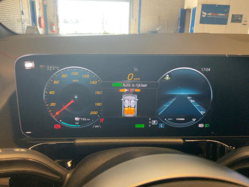 Mercedes-Benz EQA 250 AMG Line 2021 – снимка 18