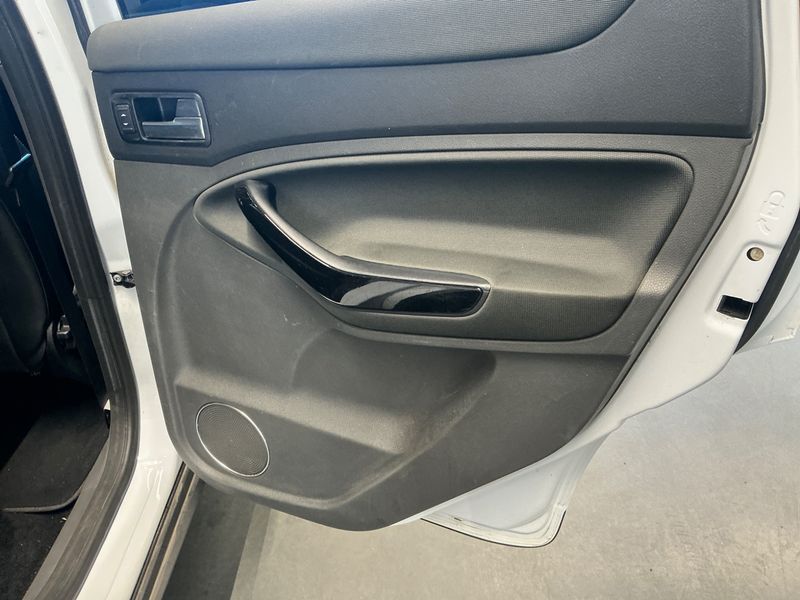 Ford Kuga 2.5 Titanium 2012 – снимка 27