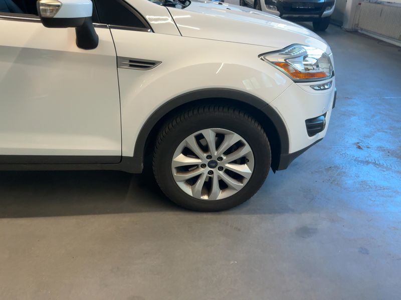 Ford Kuga 2.5 Titanium 2012 – снимка 11