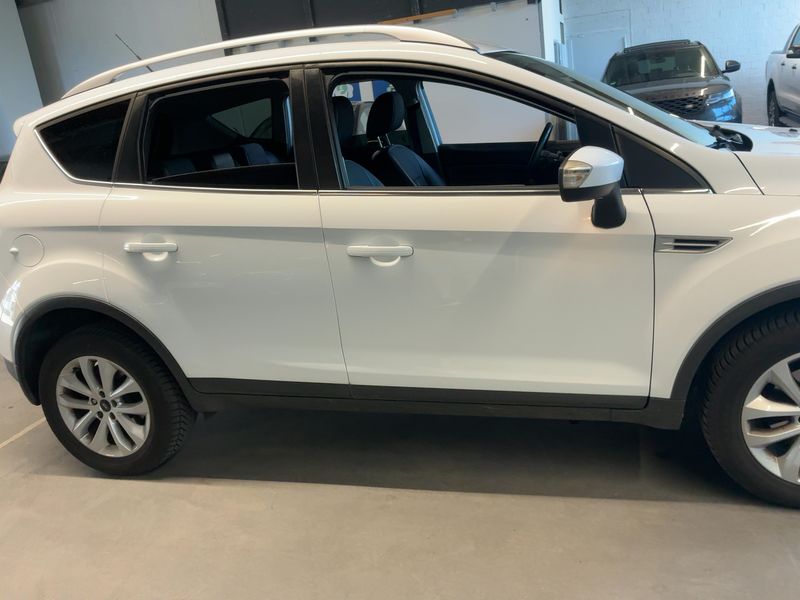 Ford Kuga 2.5 Titanium 2012 – снимка 10