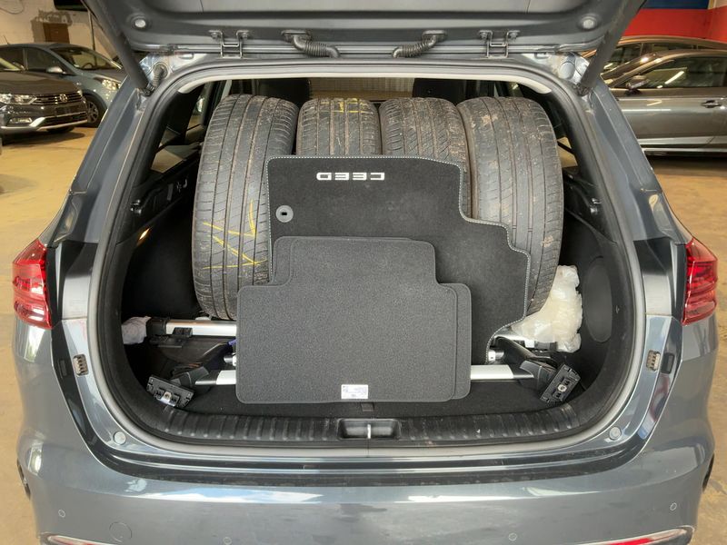 Kia cee'd 1.6 CRDi Spirit 2018 – снимка 16