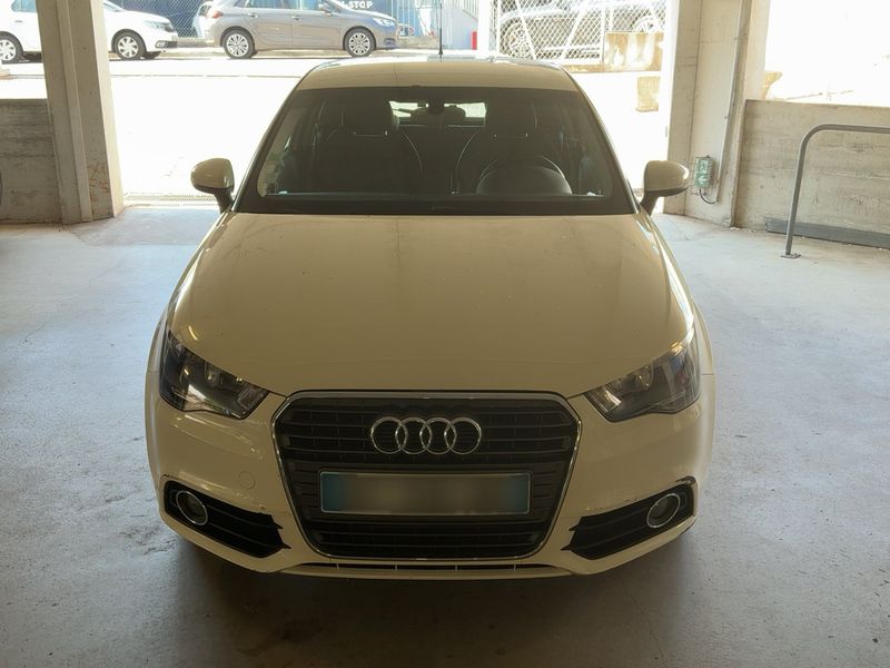 Audi A1 1.6 TDI Ambition Luxe 2011 – снимка 14