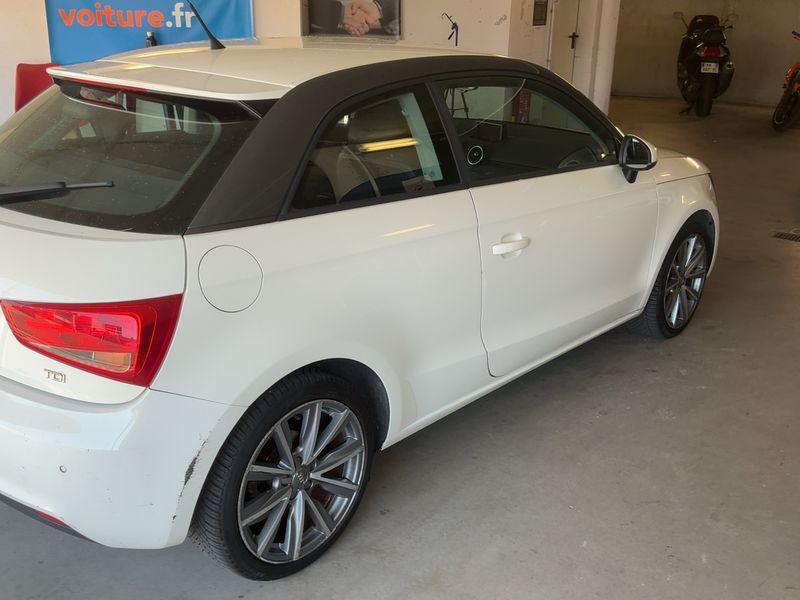 Audi A1 1.6 TDI Ambition Luxe 2011 – снимка 8
