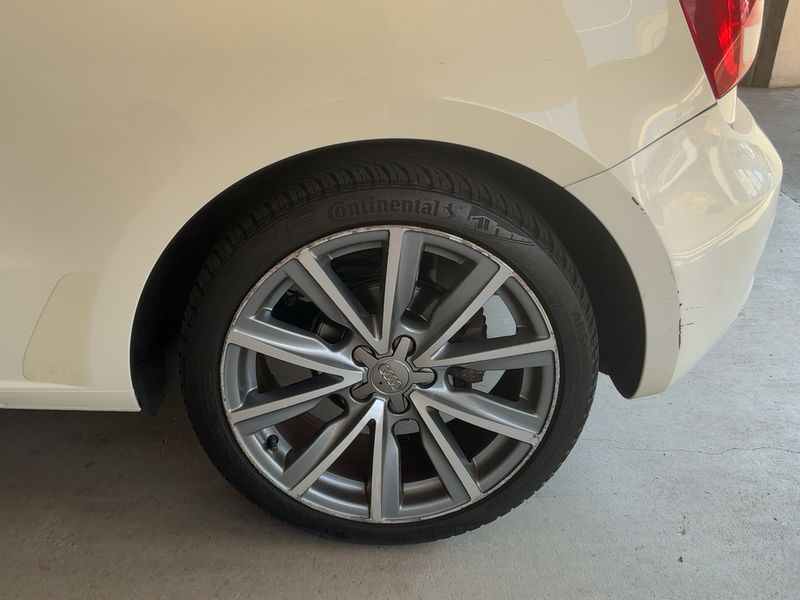 Audi A1 1.6 TDI Ambition Luxe 2011 – снимка 5