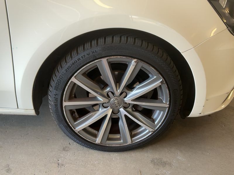 Audi A1 1.6 TDI Ambition Luxe 2011 – снимка 11