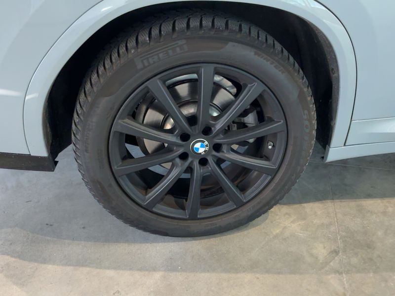 BMW X4 xDrive 20d Mild-Hybrid M Sport 2024 – снимка 9
