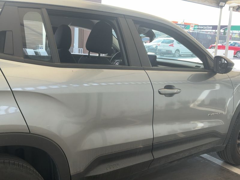 Jeep Avenger 1.2 T-GDI Longitude 2023 – снимка 10