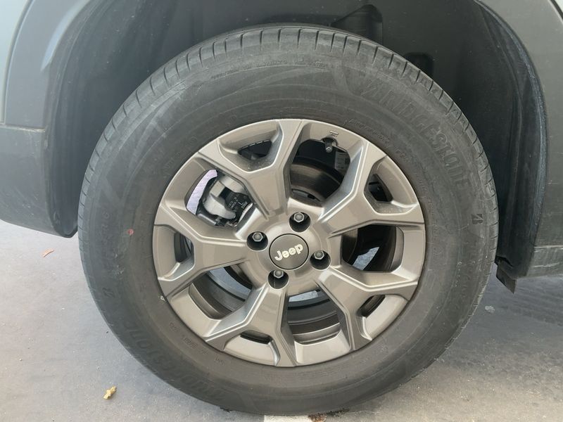 Jeep Avenger 1.2 T-GDI Longitude 2023 – снимка 9