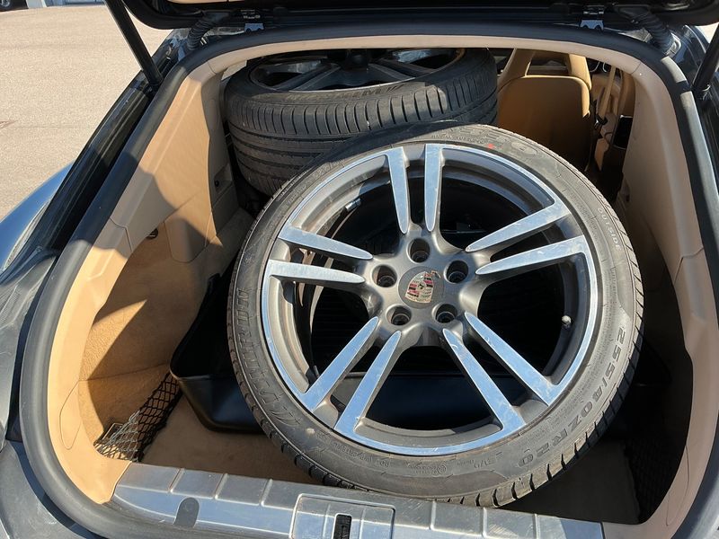 Porsche Panamera 4S 2011 – снимка 15