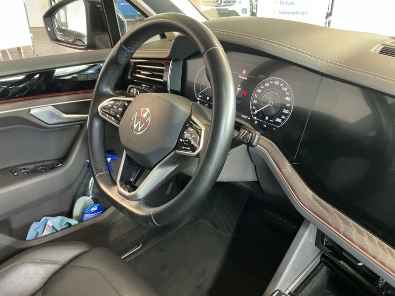 Volkswagen Touareg 3.0 eHybrid Atmosphere 4Motion 2021 – снимка 23