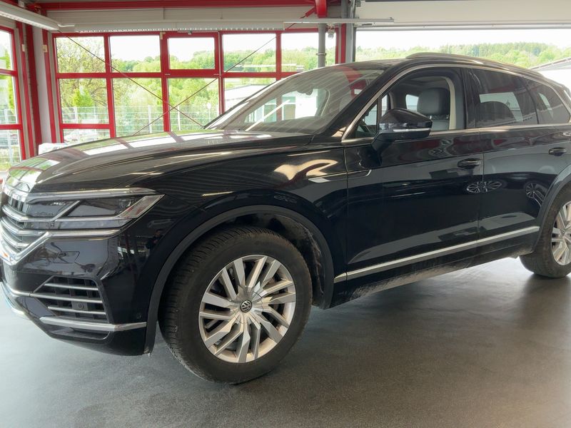 Volkswagen Touareg 3.0 eHybrid Atmosphere 4Motion 2021 – снимка 2