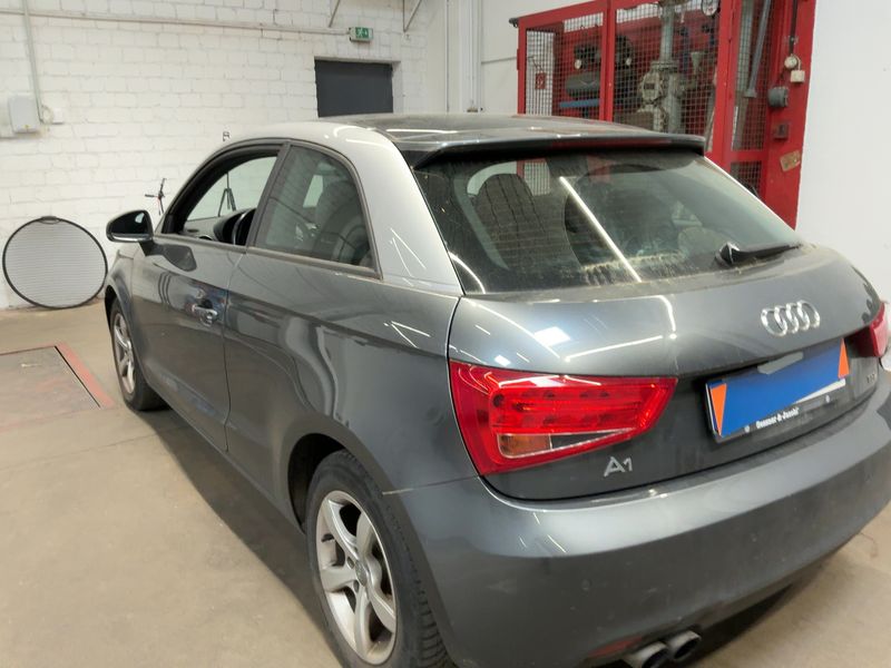 Audi A1 1.4 TFSI S line Sportpaket 2014 – снимка 6