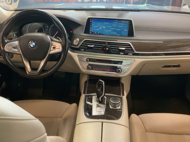 BMW 7er 730d xDrive Exclusive 2016 – снимка 18