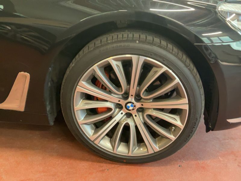 BMW 7er 730d xDrive Exclusive 2016 – снимка 11