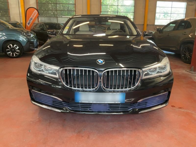BMW 7er 730d xDrive Exclusive 2016 – снимка 14