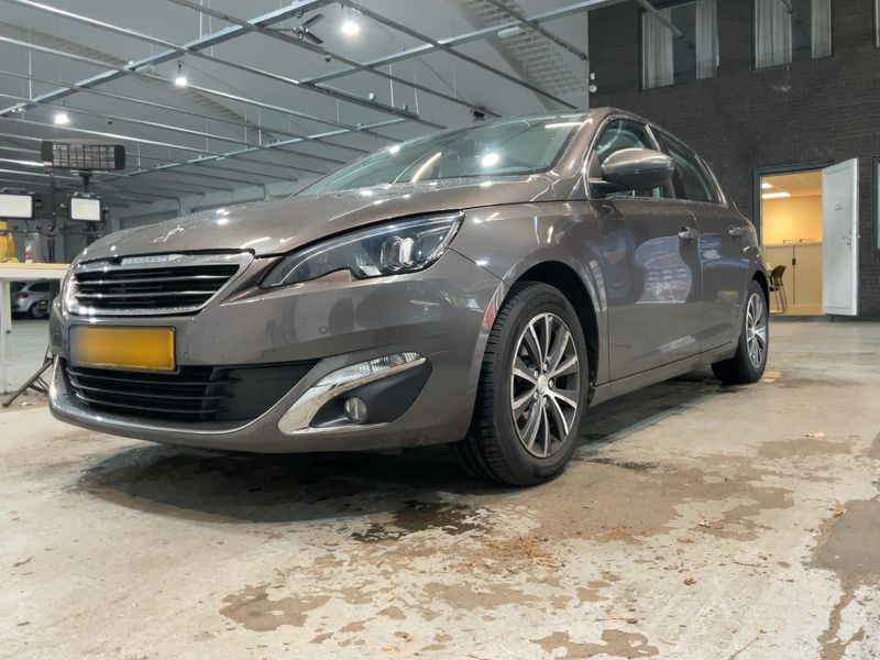 Peugeot 308 1.6 THP Active 2014 – снимка 2