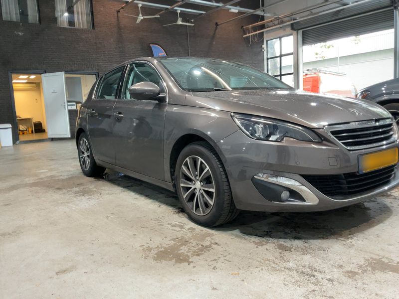 Peugeot 308 1.6 THP Active 2014 – снимка 12