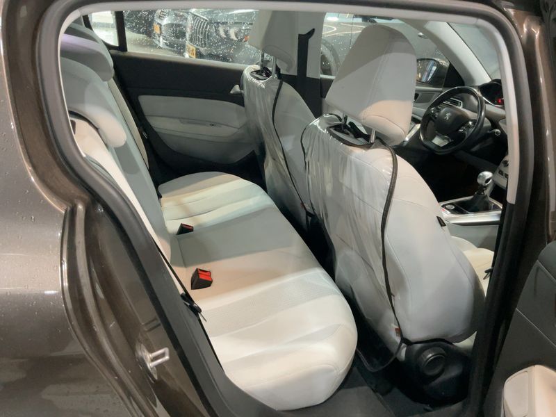 Peugeot 308 1.6 THP Active 2014 – снимка 19