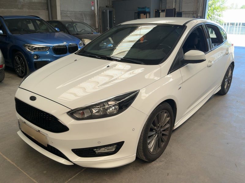 Ford Focus 1.0 EcoBoost ST-Line 2017 – снимка 1