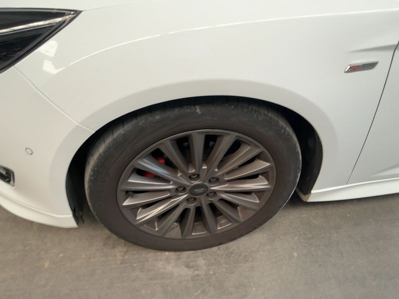 Ford Focus 1.0 EcoBoost ST-Line 2017 – снимка 3