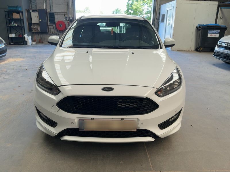 Ford Focus 1.0 EcoBoost ST-Line 2017 – снимка 14