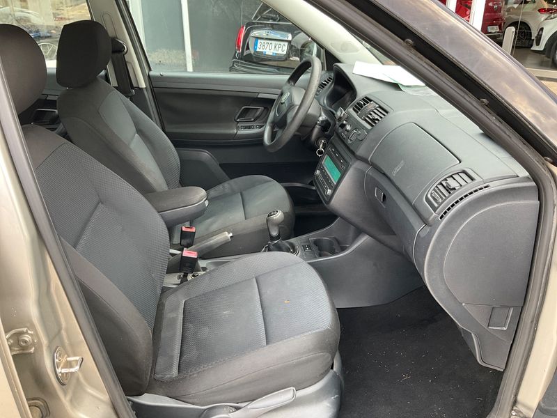 Skoda Fabia 1.6 TDI Style 2012 – снимка 3