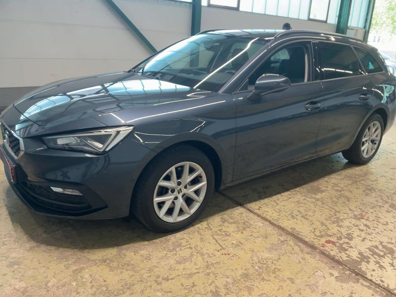 Seat Leon 2.0 TDI Style 2022 – снимка 2