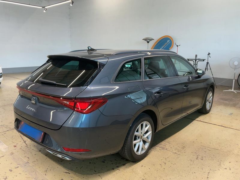 Seat Leon 2.0 TDI Style 2022 – снимка 8