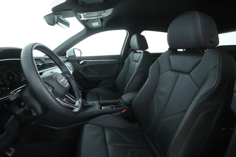 Audi Q3 35 TFSI Mild-Hybrid S line 2022 – снимка 16