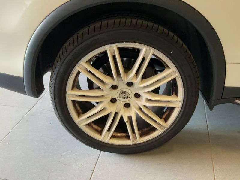 Porsche Cayenne Diesel 2011 – снимка 9