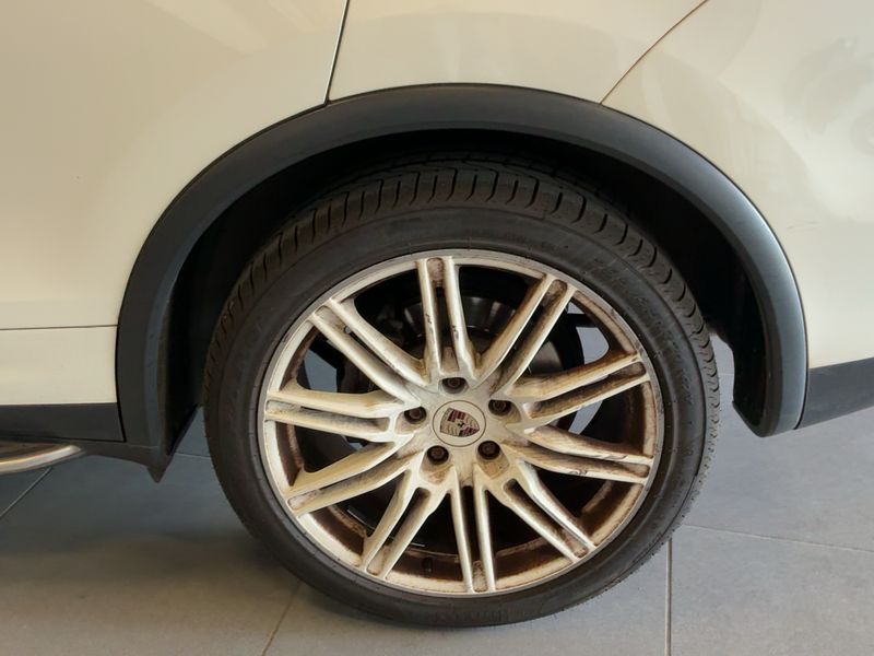 Porsche Cayenne Diesel 2011 – снимка 5