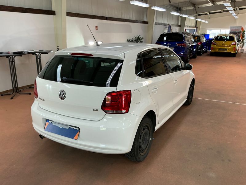 Volkswagen Polo 1.4 MPI Trendline 2010 – снимка 2