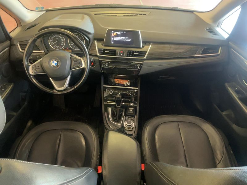 BMW 2er 218d Active Tourer Luxury Line 2015 – снимка 17