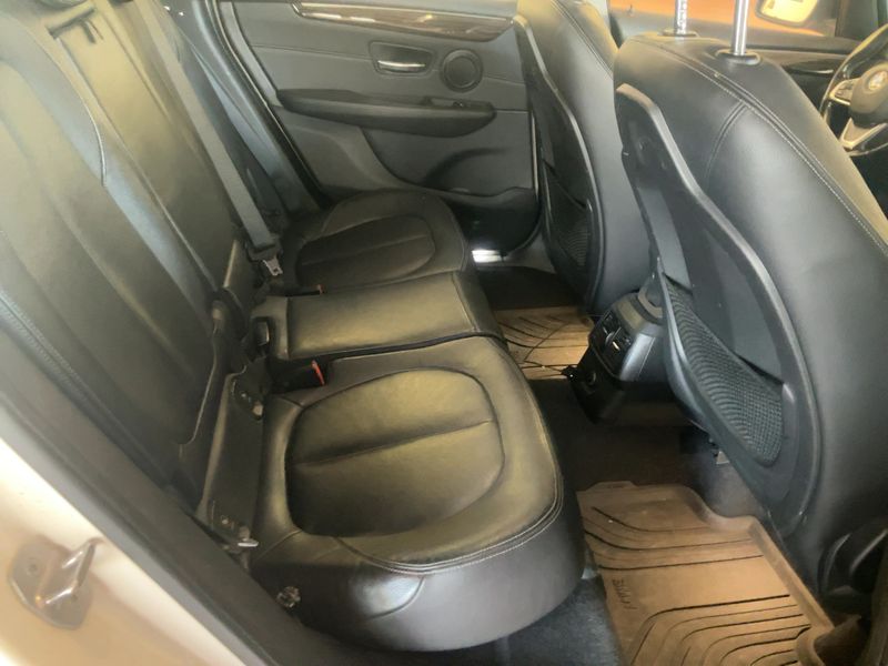 BMW 2er 218d Active Tourer Luxury Line 2015 – снимка 19