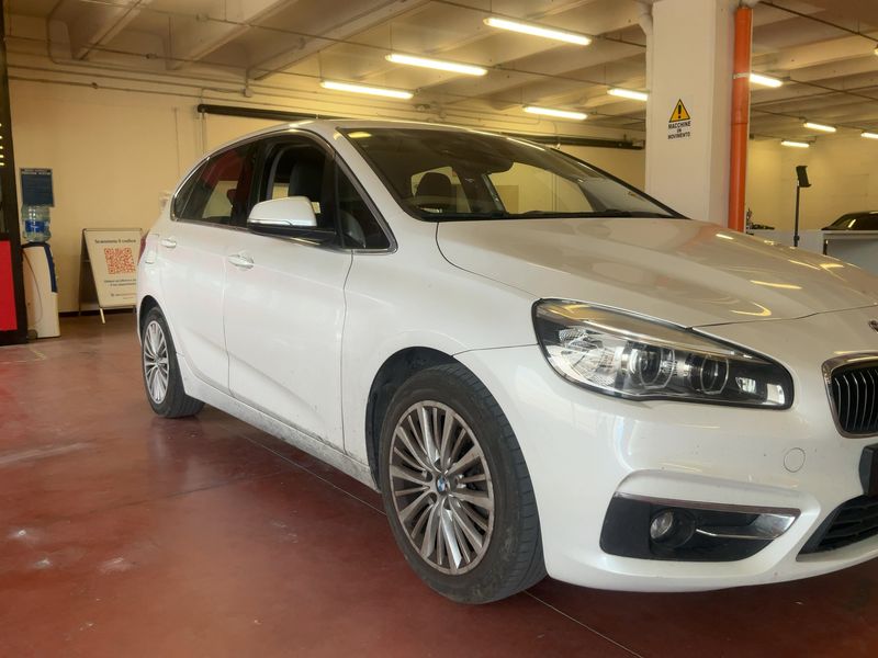 BMW 2er 218d Active Tourer Luxury Line 2015 – снимка 12