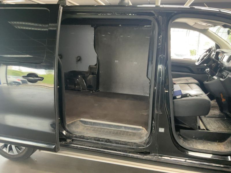 Toyota ProAce 2.0 D-4D L1 Kasten Comfort 2019 – снимка 19