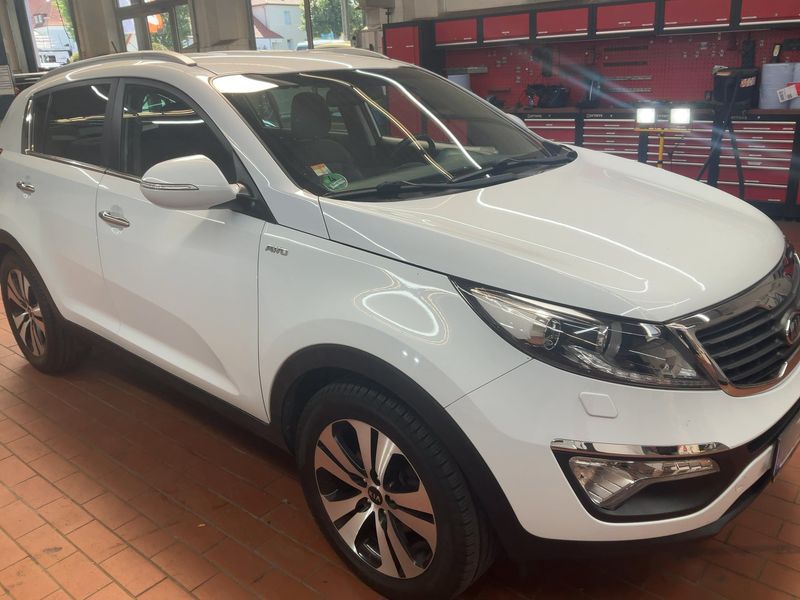 Kia Sportage 2.0 CRDi Spirit 4WD 2012 – снимка 12