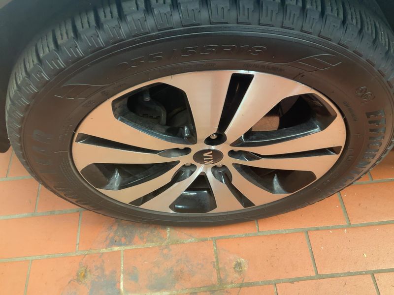Kia Sportage 2.0 CRDi Spirit 4WD 2012 – снимка 3