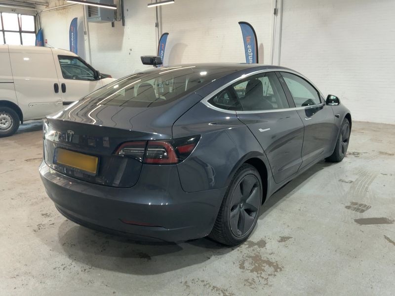 Tesla Model 3 Standard Range Plus 2019 – снимка 8