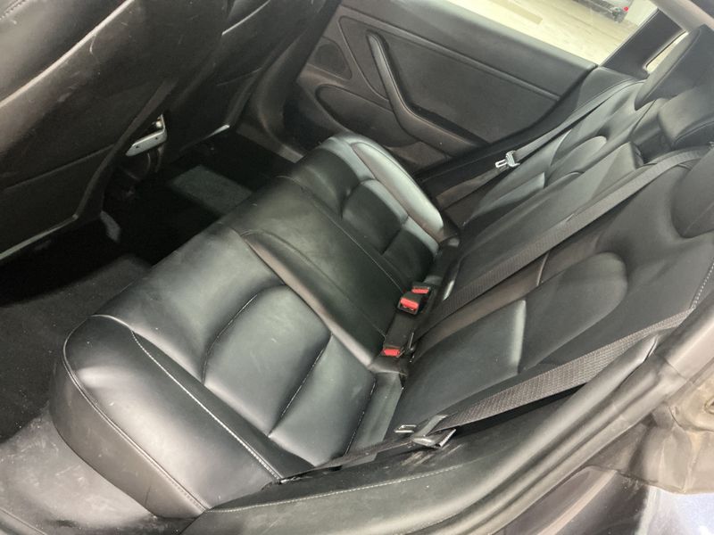 Tesla Model 3 Standard Range Plus 2019 – снимка 35